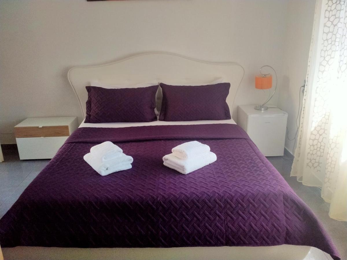 Orange Villa Hotel Tirana Kamer foto